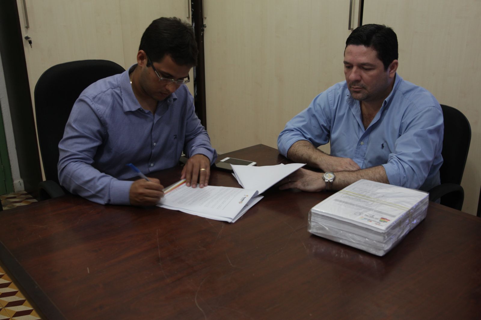 Prefeito institui Plano de Cargos e Carreiras de servidores municipais