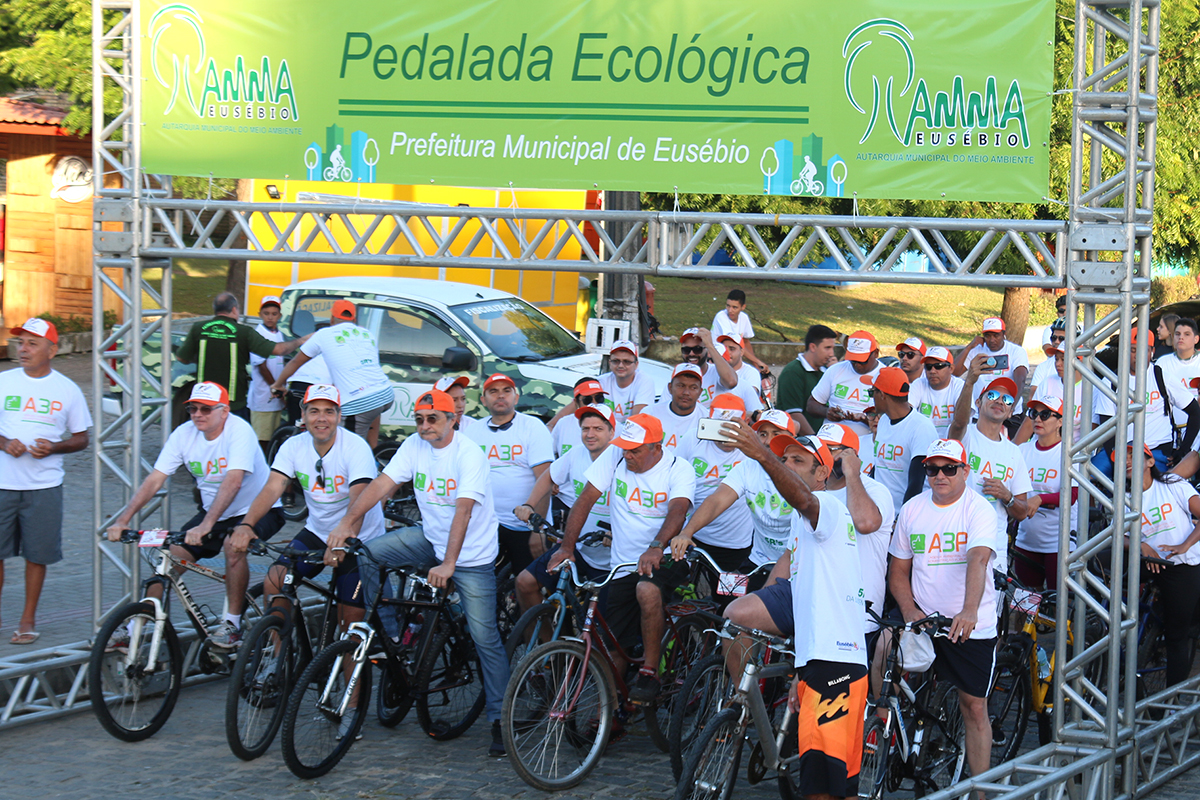 Prefeitura de Eusébio realiza  3ª Pedalada Ecológica e inaugurações