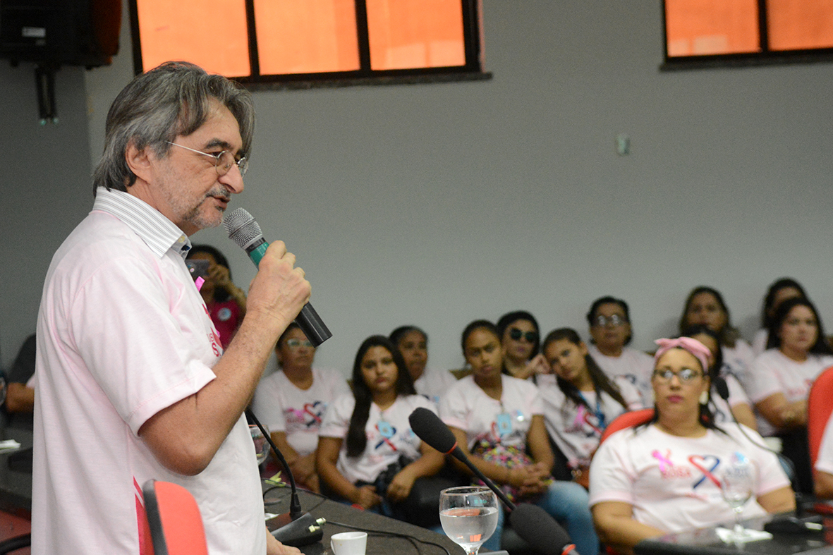 Eusébio lança a campanha Outubro Rosa e inicia mobilização contra o câncer de mama
