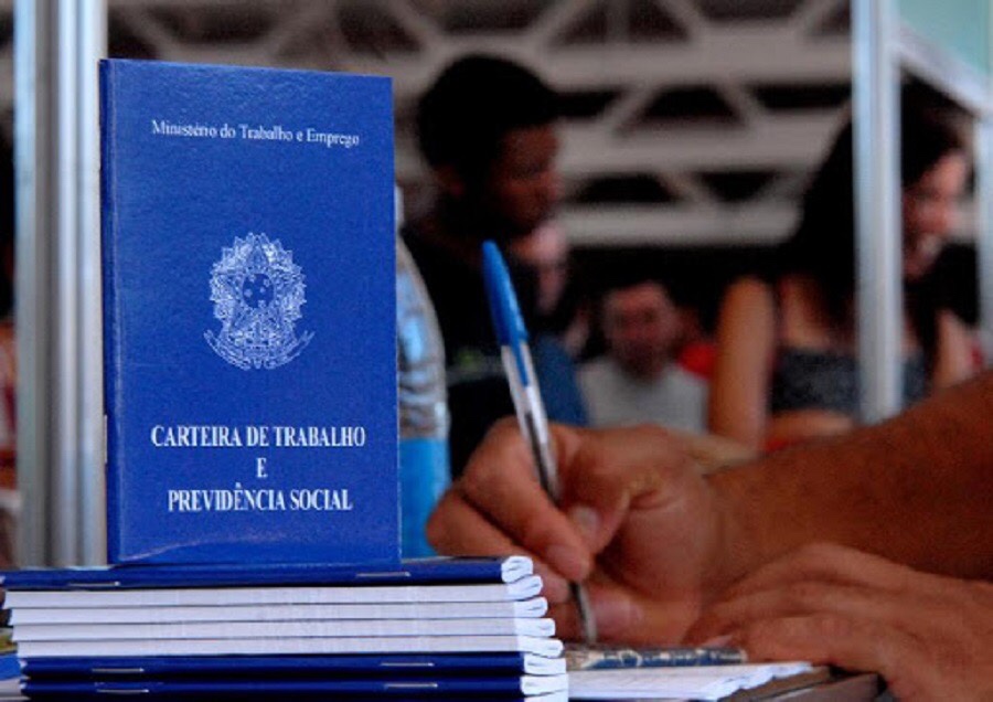 Sine de Eusébio oferece 14 oportunidades de emprego com carteira assinada