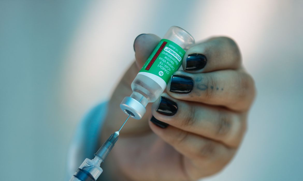 Eusébio realiza imunização contra Covid-19 das pessoas a partir de 60 anos nesta segunda-feira