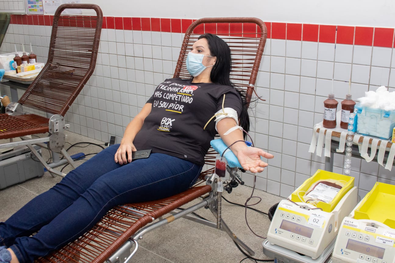 Hemoce realiza captação de sangue e doação de medula na Escola Eusébio de Queiroz