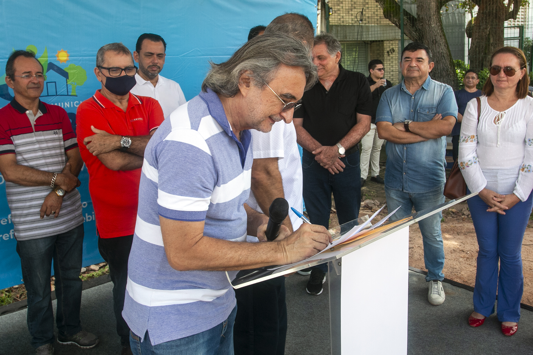 Prefeitura de Eusébio autoriza início das obras de pavimentação de 42 ruas e ampliação da Escola João de Freitas Ramos