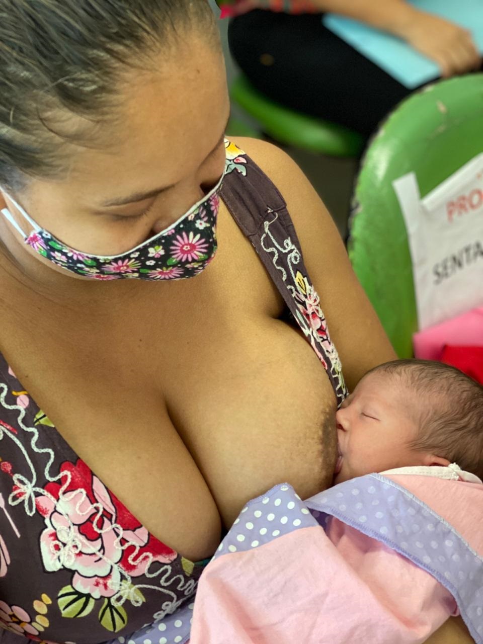 Hospital Amadeu Sá realiza programação em comemoração à Semana Mundial de Aleitamento Materno