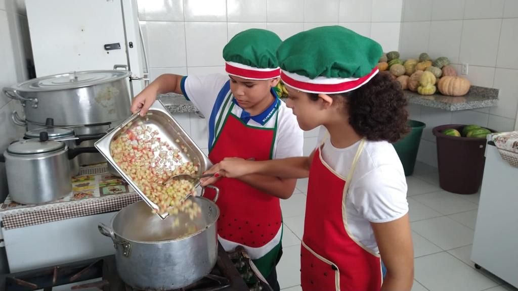 Secretaria de Educação realizou Feira de Alimentação Escolar Sustentável
