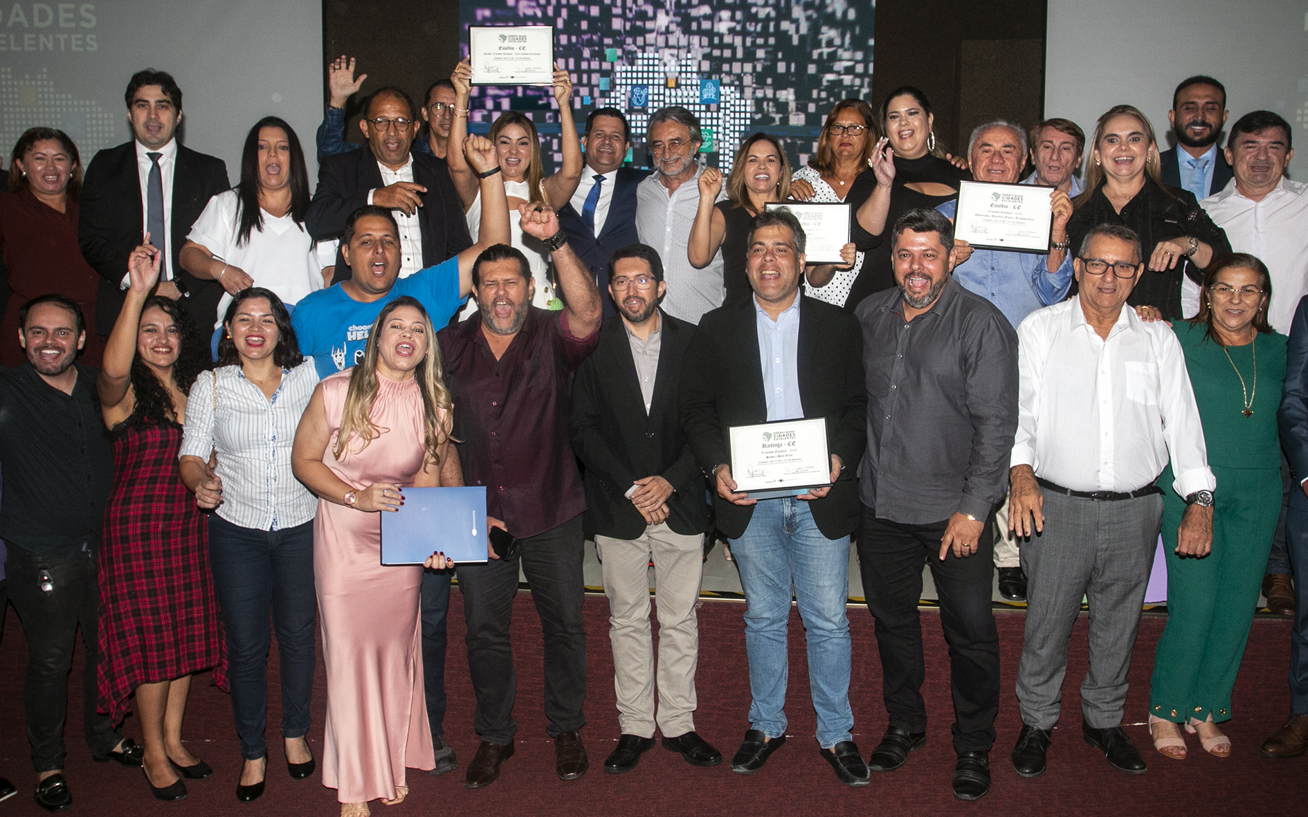 Eusébio é o  vencedor geral  do Prêmio Band Cidades Excelentes 2022