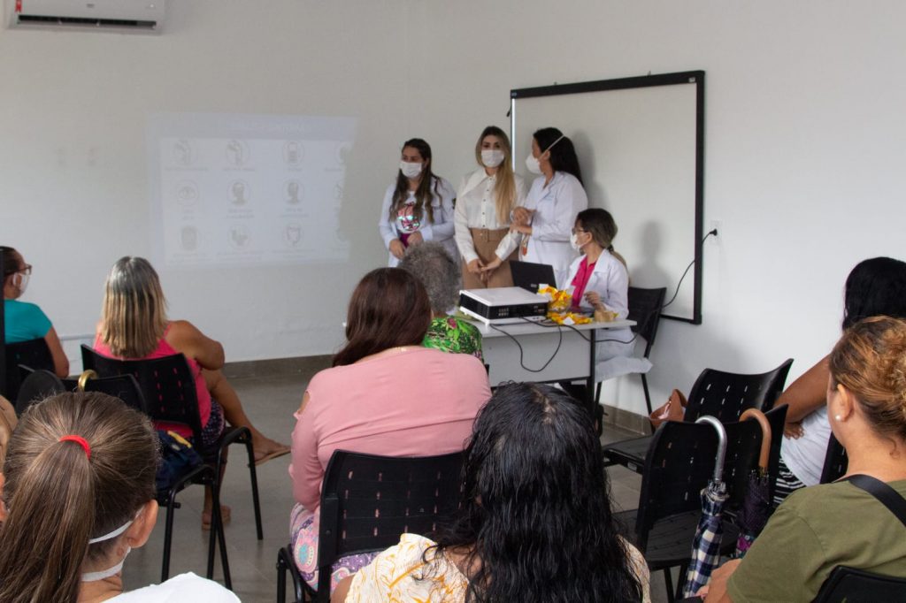 CER realiza palestras com foco na saúde feminina