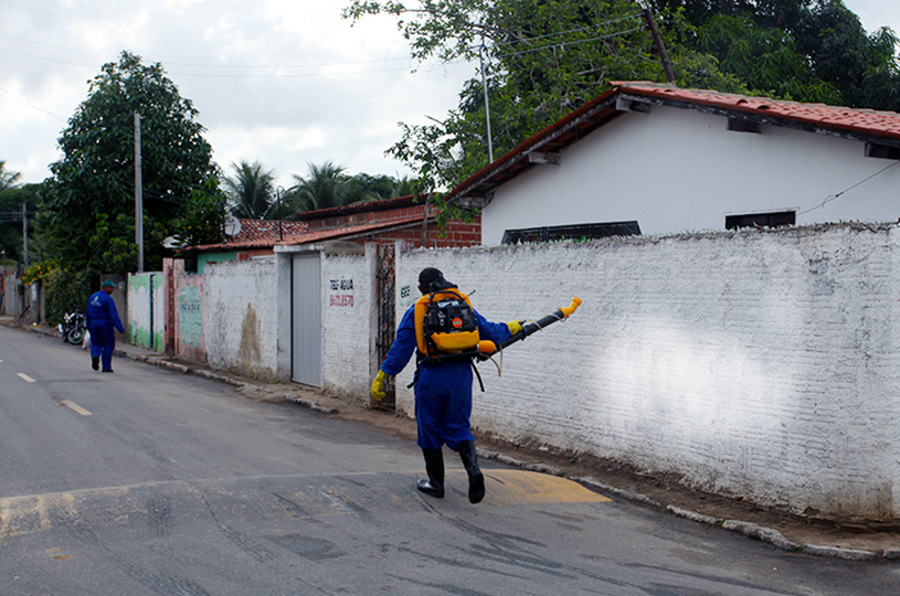 Com período de chuvas, Eusébio  intensifica combate ao Aedes Aegypti