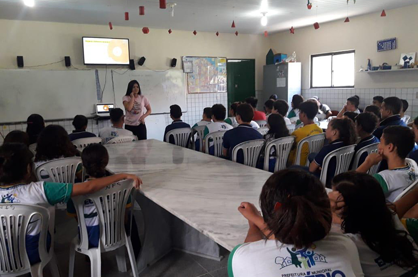 ASA realiza rodas de conversas nas escolas dentro da campanha do Setembro Amarelo