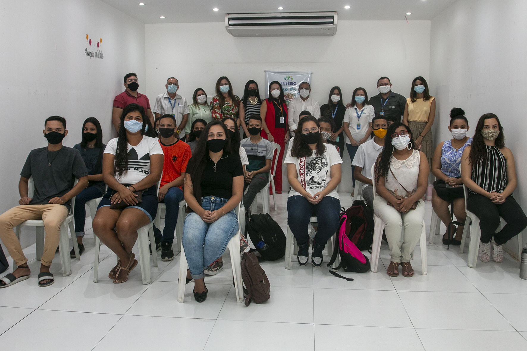 Sala do Empreendedor de Eusébio realiza aula inaugural do Jovem Bolsista