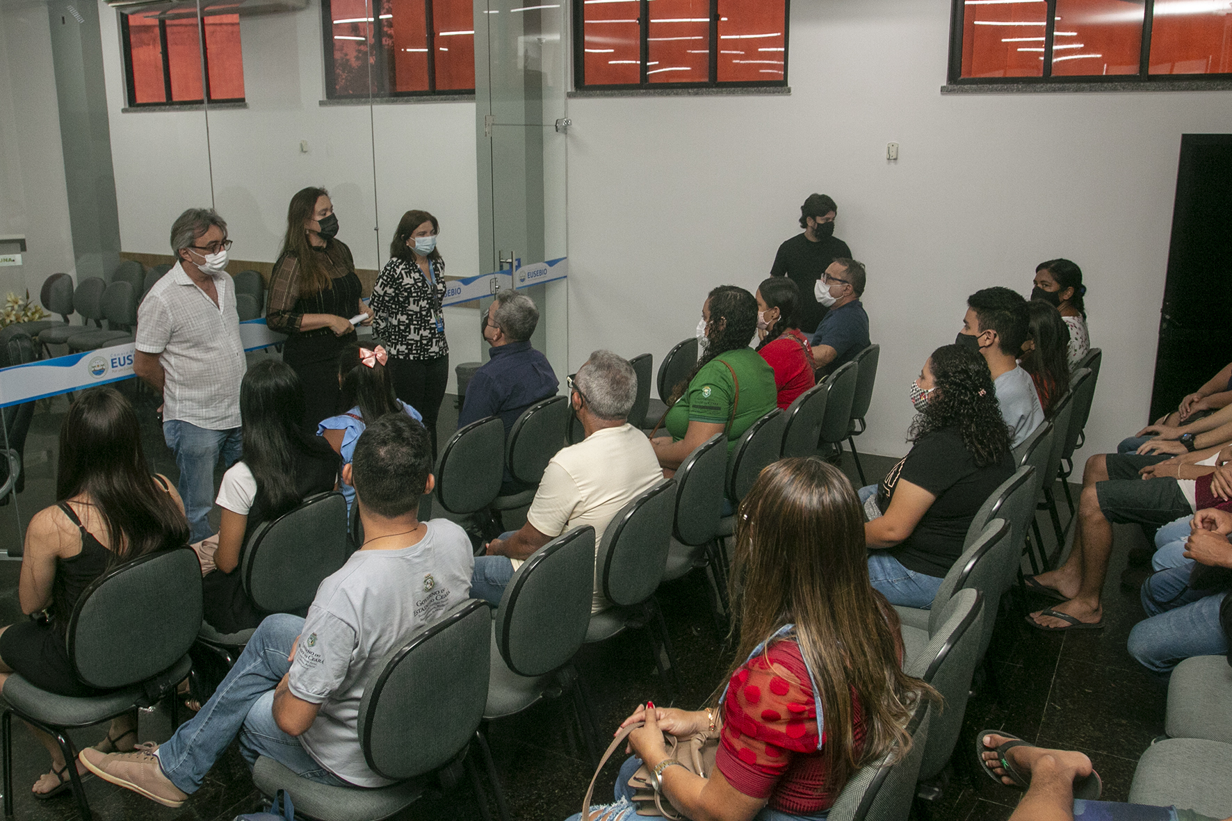 Jovens eusebienses concluem cursos do programa Primeiro Passo