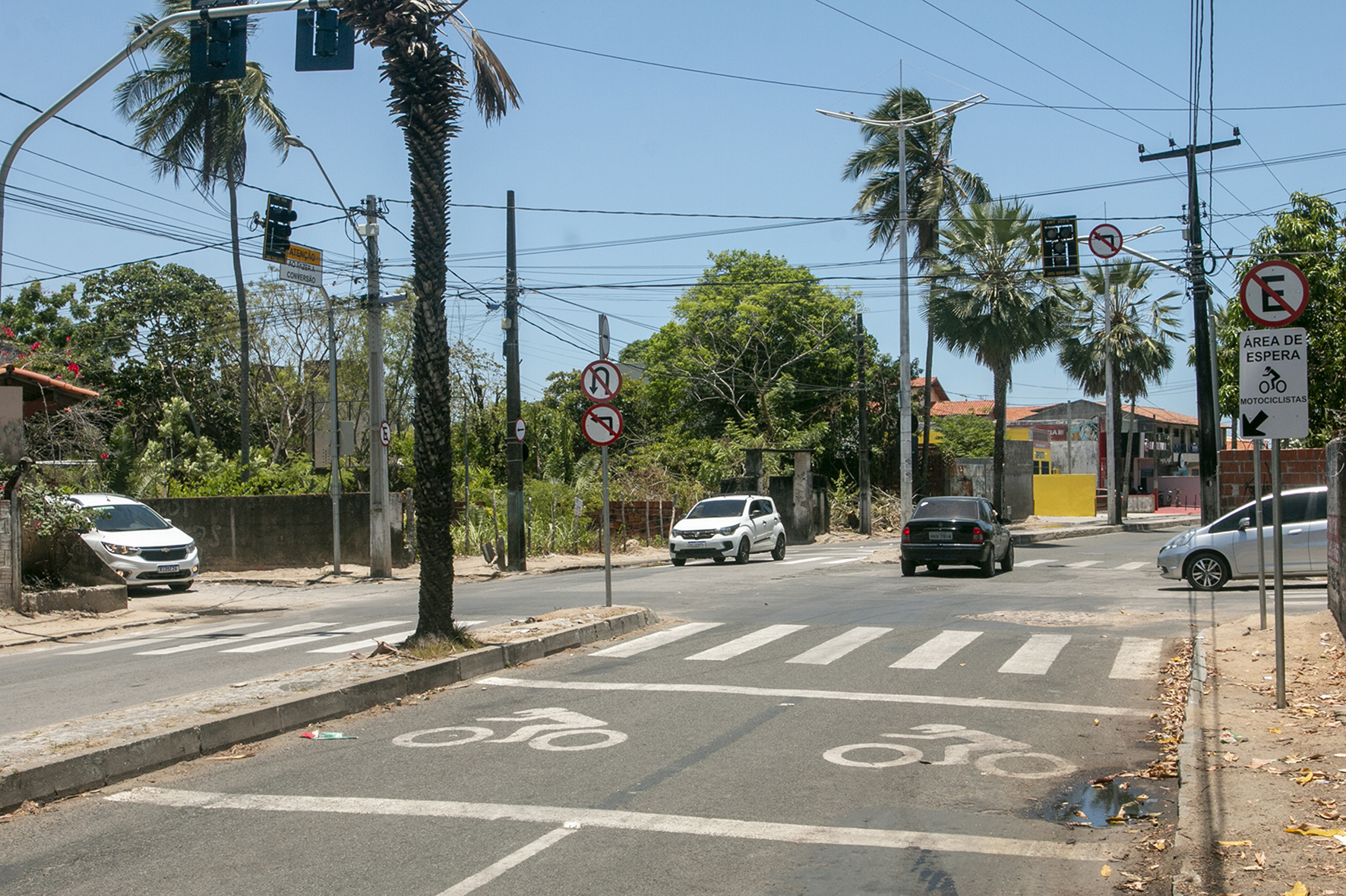 AMT desativa semáforo da Avenida Cicero Sá com Avenida Brasília para melhor ajuste do equipamento